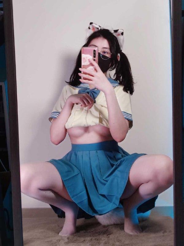 Naimi奶咪 – 校服的料子这么少吗【26P】